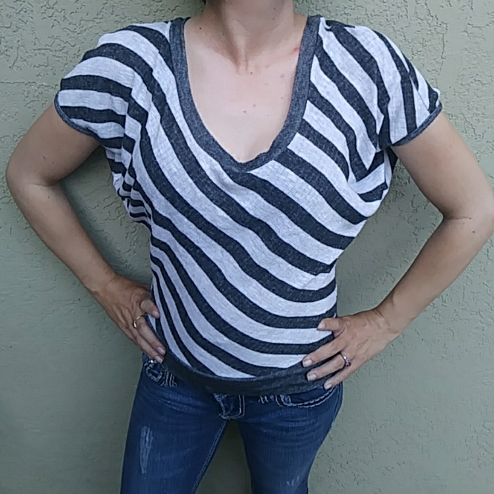 Timing short sleeve blouse